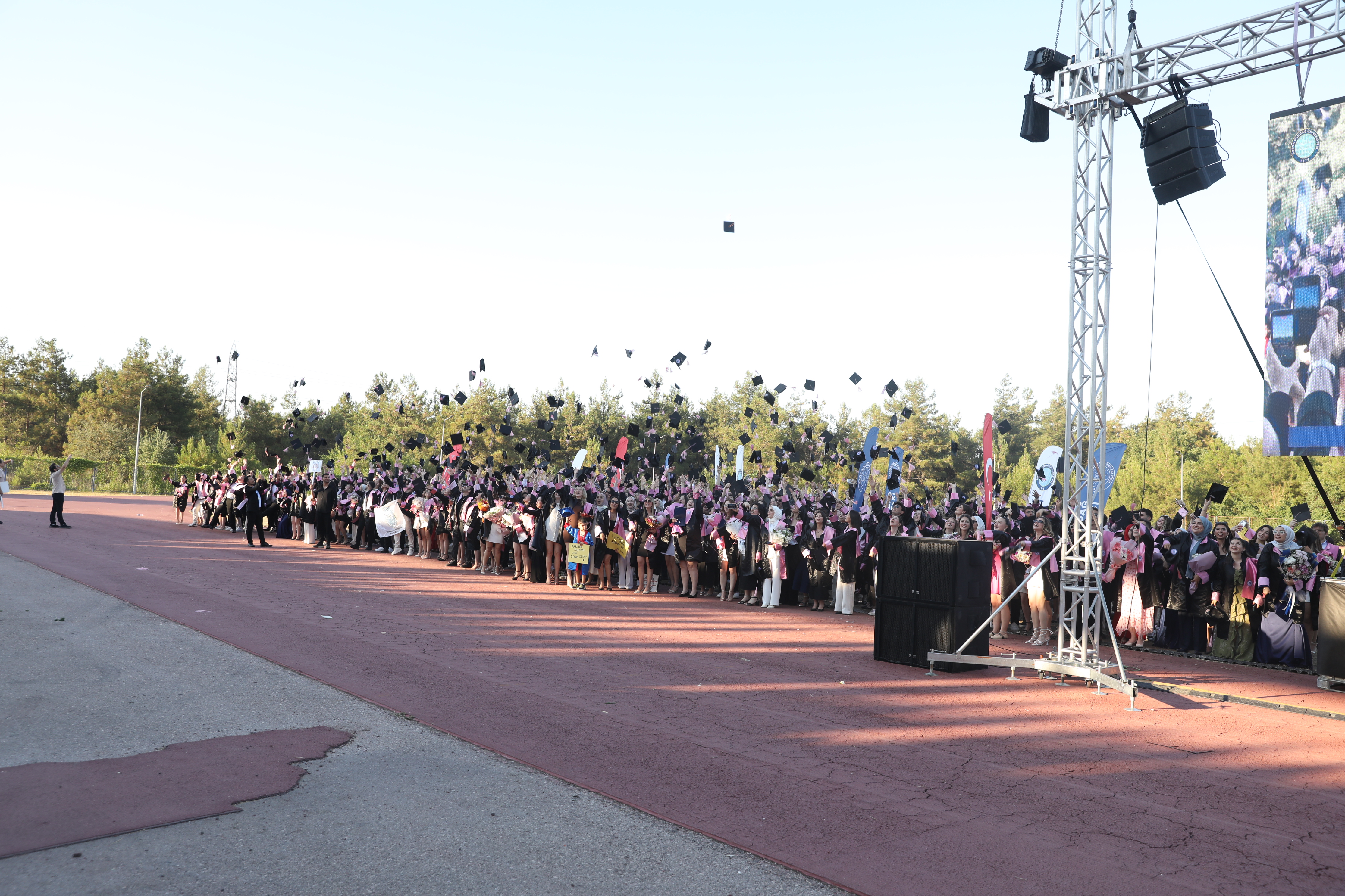 2025-2026 AKADEMİK YILI İ.İ.B.F. MEZUNİYET COŞKUSU 